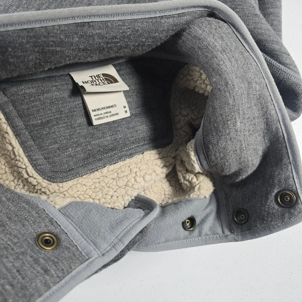 The North Face Mens Gordon Lyons Quarter Snap‎ Sherpa Fleece Pullover Grey M